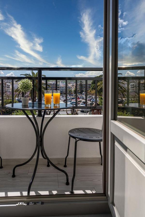 White & Gray Apartment Rethymno  Exterior photo
