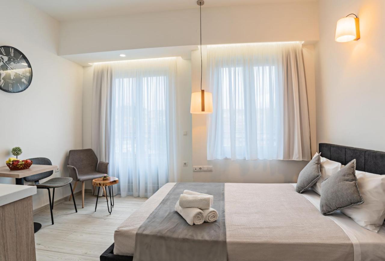 White & Gray Apartment Rethymno  Exterior photo